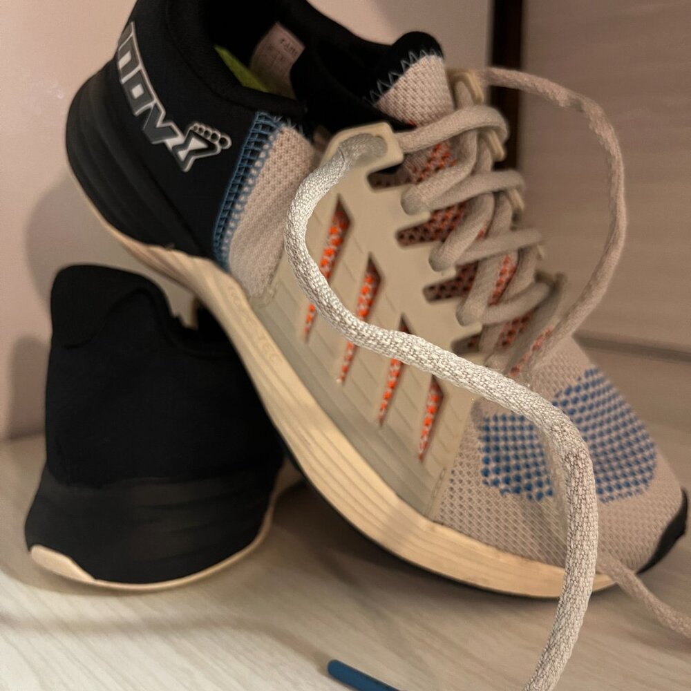 EXCELLENT Cond Inov-8 F-Lite G300 women sz 7 cross training shoes